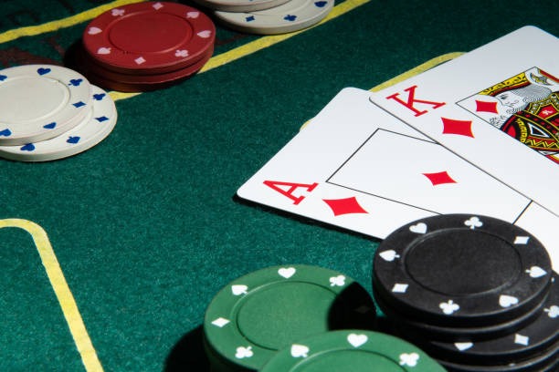 judi bola mobile app interface showing live-dealer tables and sportsbook markets